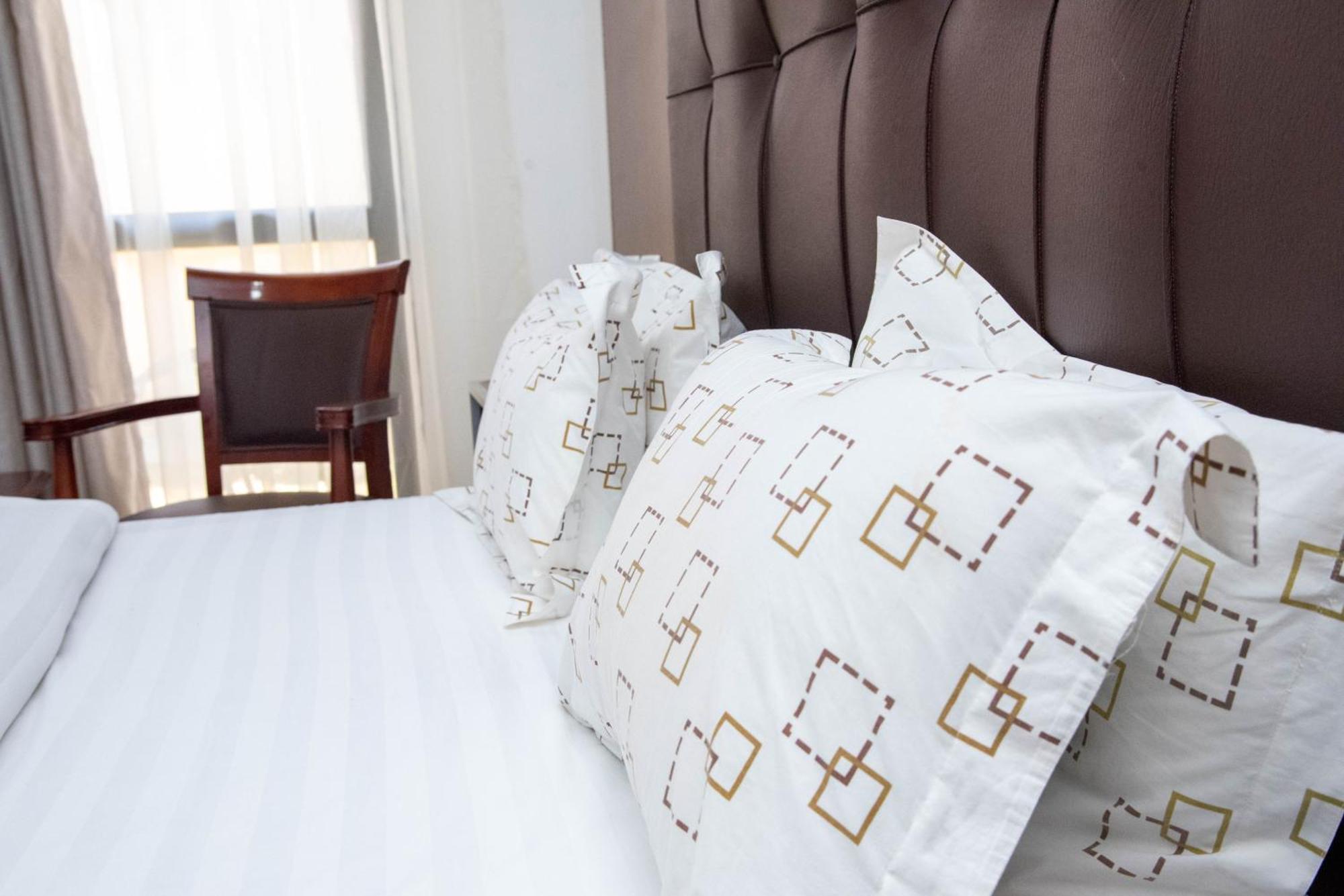Mika Hotel Kabulonga Лусака Екстер'єр фото