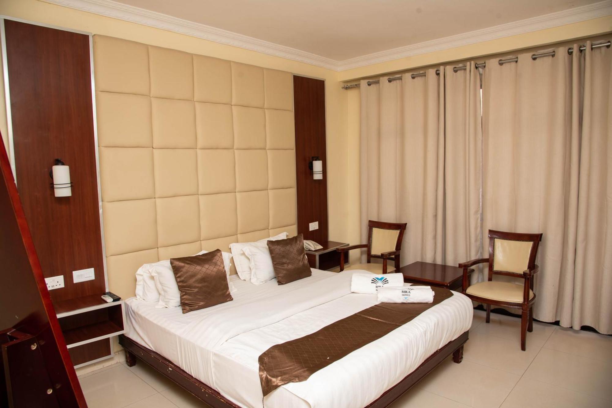 Mika Hotel Kabulonga Лусака Екстер'єр фото