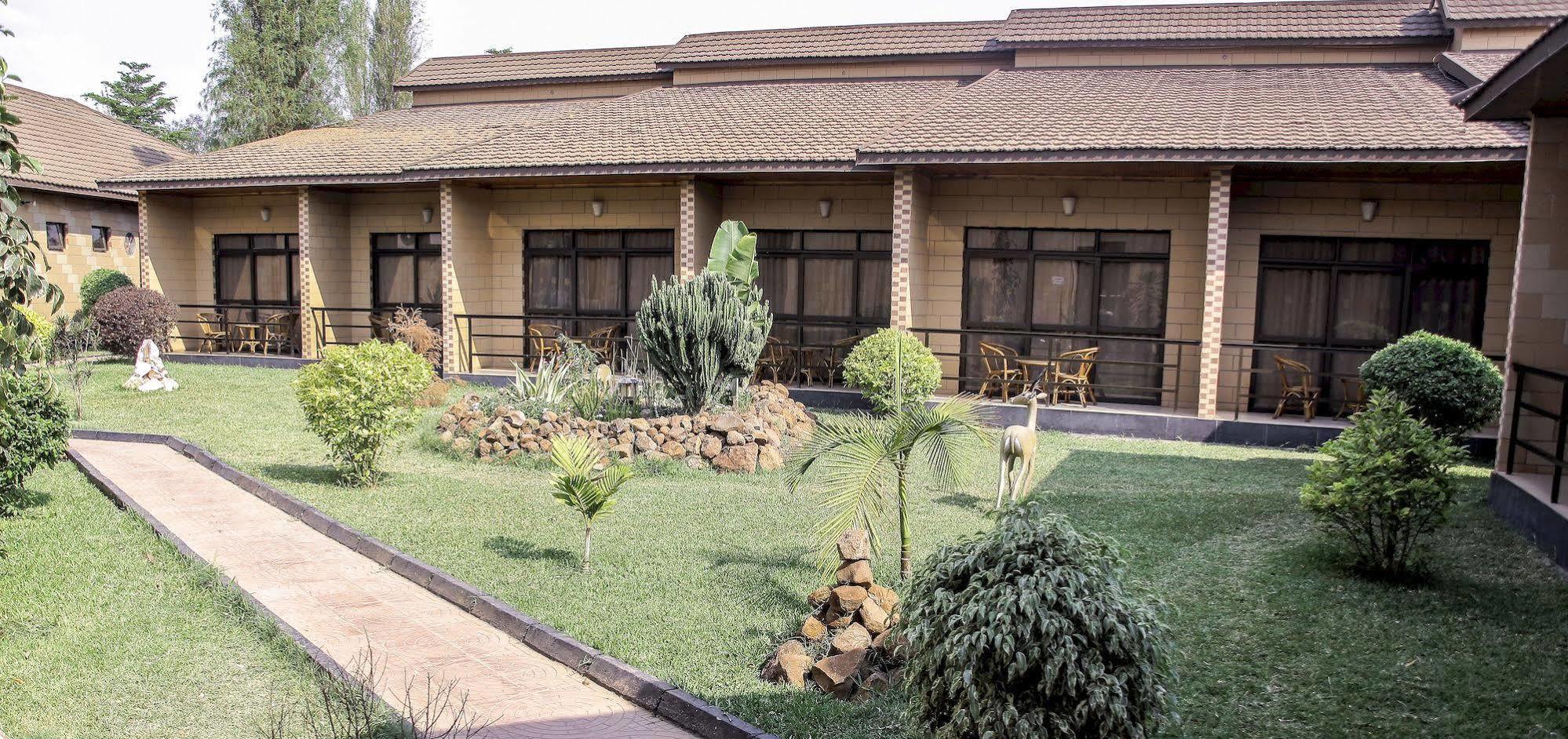Mika Hotel Kabulonga Лусака Екстер'єр фото